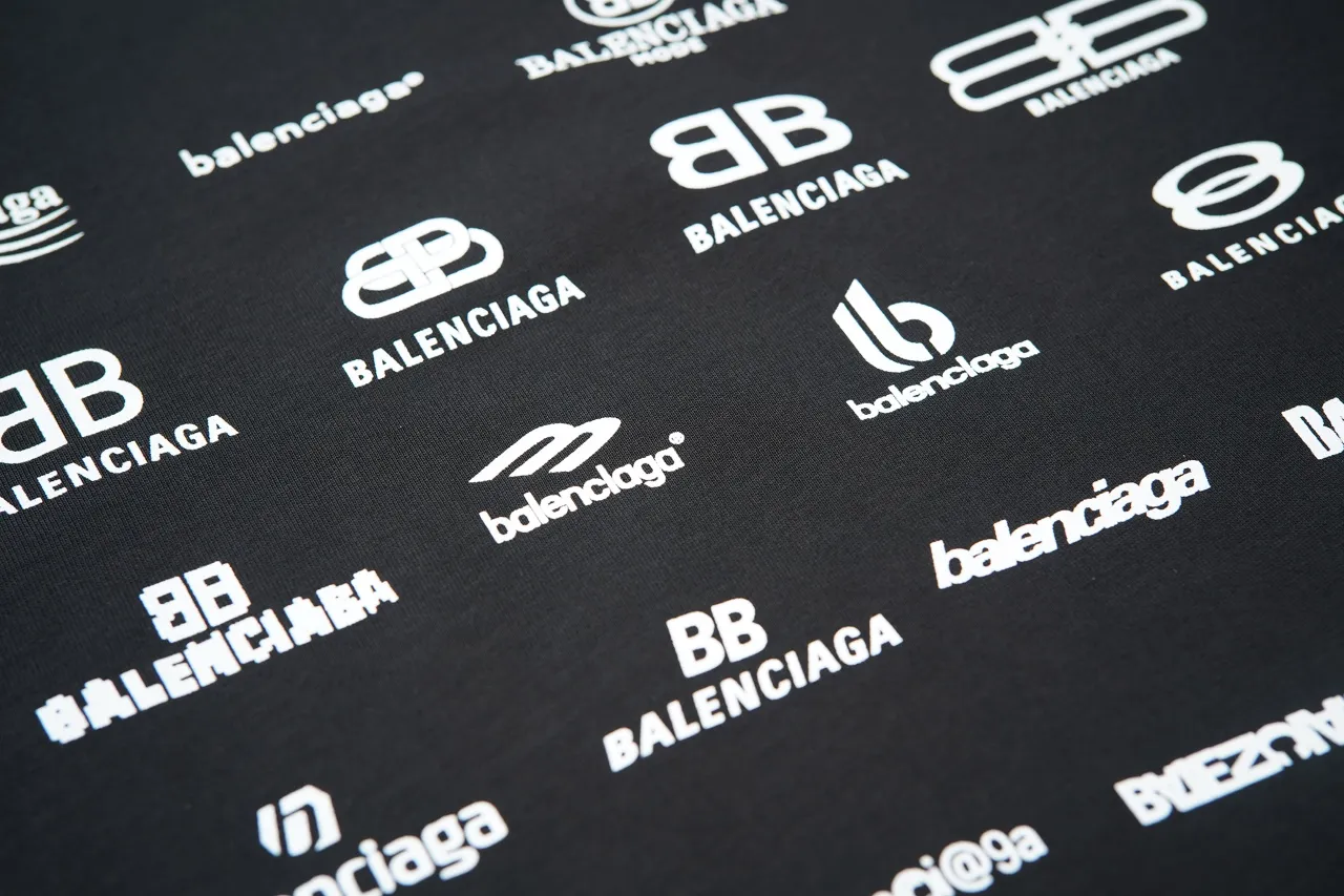Balenciaga Classic LOGO 💰P85 32s 240g Authentic +Sizes ＋ Logo Size：Xs-L ：Black